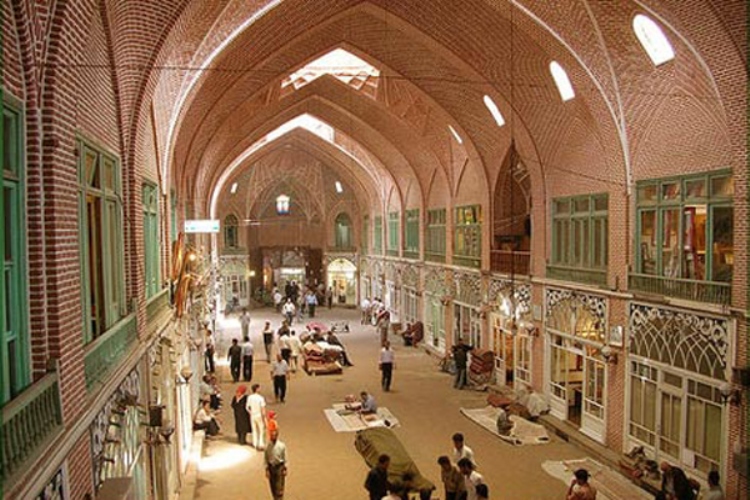 پاورپوینت معماری مجتمع هاي تجاري درمعماری اسلامي ايران