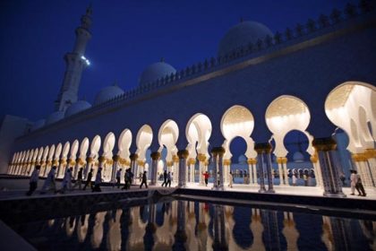 دانلود پاورپوینت مسجد شیخ زاید - Image 2