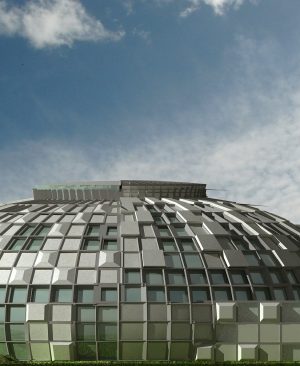 دانلود پروژه طراحی استخر شنا مسابقات