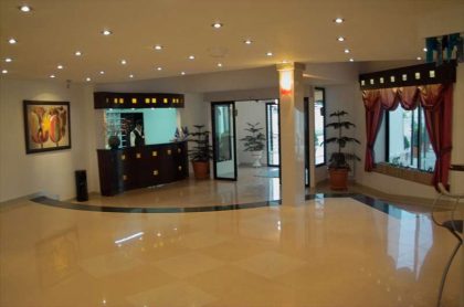 دانلود پاورپوینت تحلیل نمونه موردی داخلی و خارجی هتل - Image 6